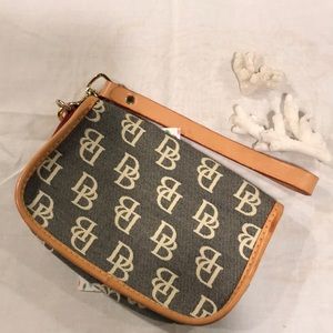 Dooney and. Bourke bag NWOT